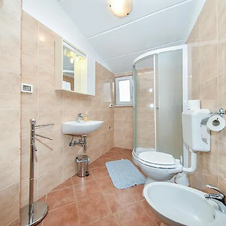 Apartment Fuer 2 Personen Ca 27 Qm In Rovinj, Istrien Istrische Riviera *